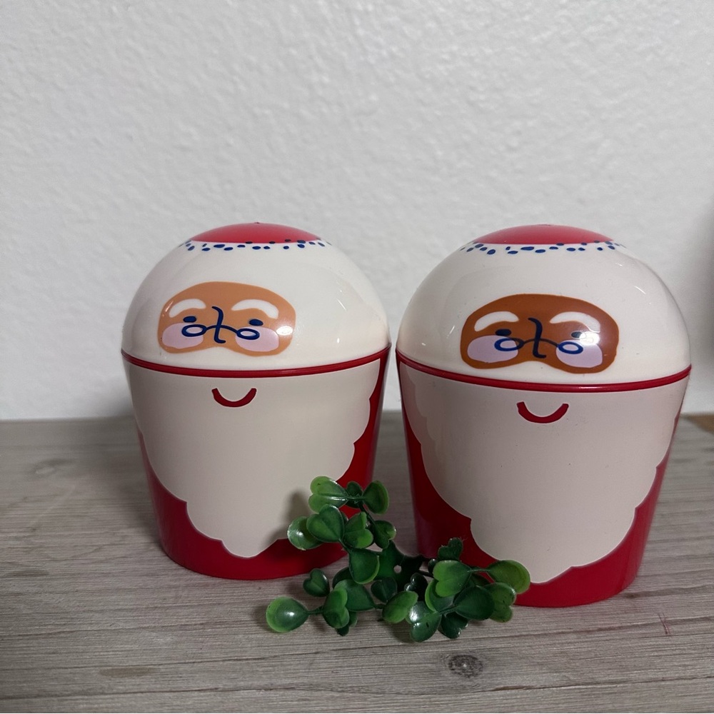 Wondershop Santa Snack Containers